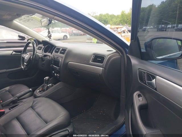3VWD17AJ3FM244971 Volkswagen Jetta 1.8t Se