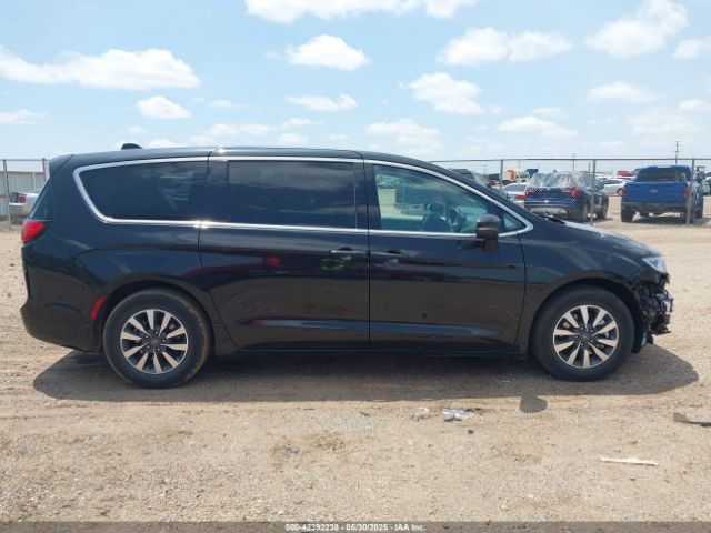 2C4RC1L78PR631169 Chrysler Pacifica Hybrid Touring L