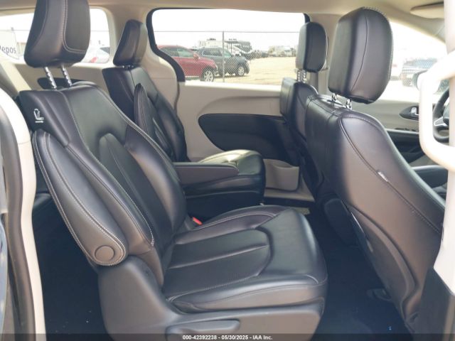 2023 CHRYSLER PACIFICA HYBRID 2C4RC1L78PR631169 Photo 7