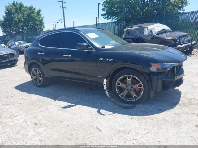 2019 MASERATI LEVANTE ZN661XUS8KX325449