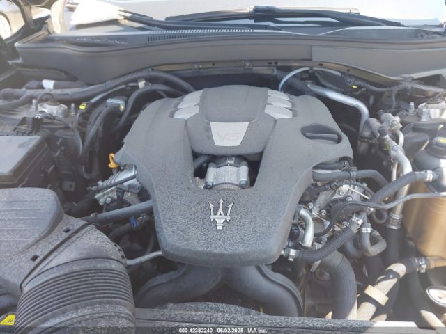 2019 MASERATI LEVANTE ZN661XUS8KX325449 Photo 9