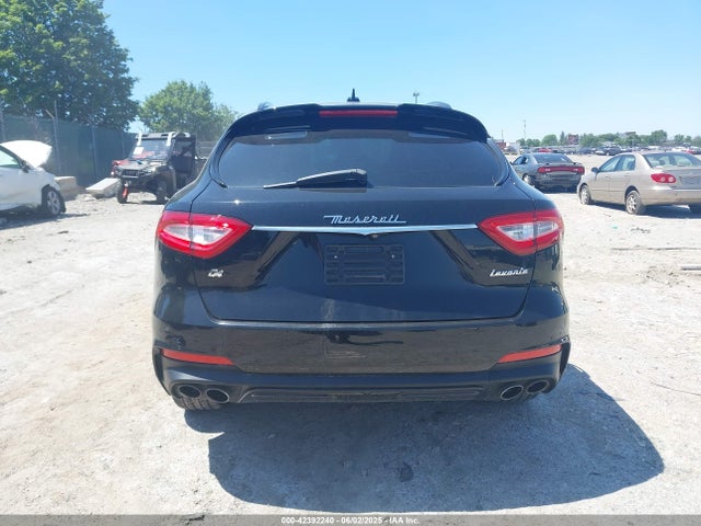 ZN661XUS8KX325449 Maserati m156d