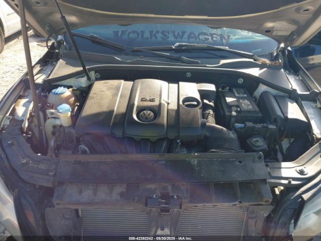1VWAP7A3XEC027937 Volkswagen Passat 2.5l S