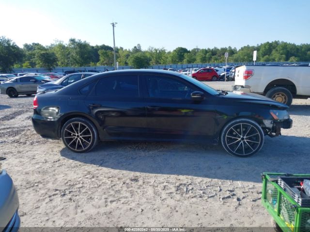 1VWAP7A3XEC027937 Volkswagen Passat 2.5l S