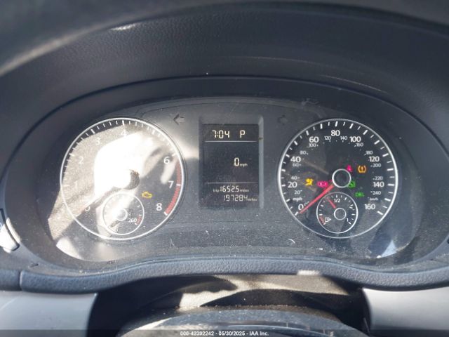 1VWAP7A3XEC027937 Volkswagen Passat 2.5l S