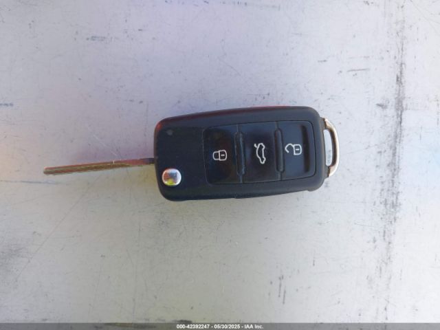 1VWBN7A38EC024819 Volkswagen Passat 2.0l Tdi Se