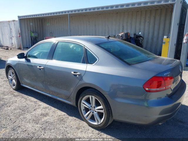 1VWBN7A38EC024819 Volkswagen Passat 2.0l Tdi Se