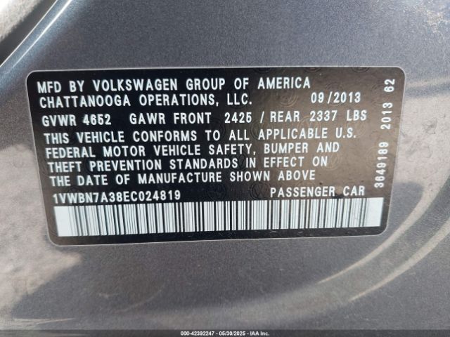 1VWBN7A38EC024819 Volkswagen Passat 2.0l Tdi Se
