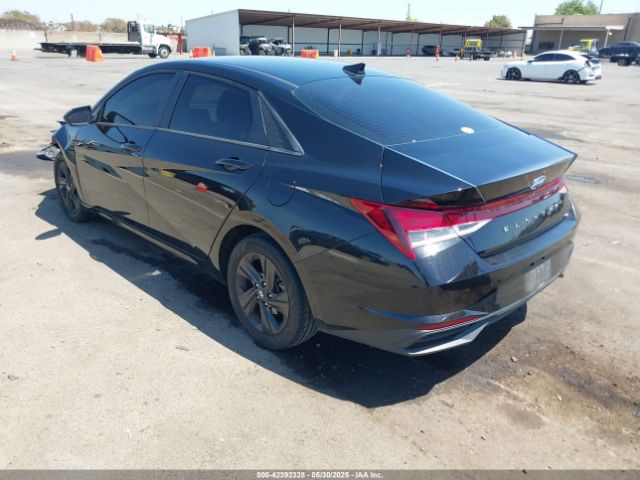 2022 HYUNDAI ELANTRA 5NPLM4AG2NH054396 Photo 2