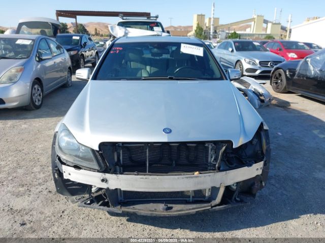 WDDGF8AB5ER317681 Mercedes-Benz C-Class