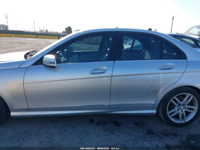 WDDGF8AB5ER317681 Mercedes-Benz C-Class