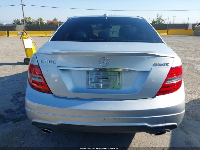WDDGF8AB5ER317681 Mercedes-Benz C-Class