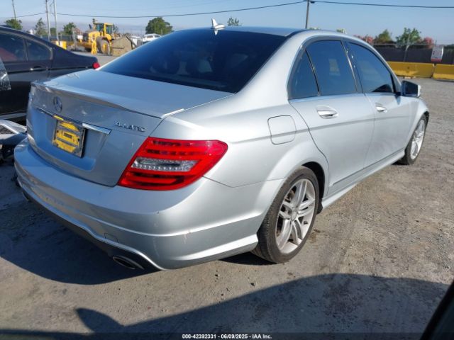 WDDGF8AB5ER317681 Mercedes-Benz C-Class