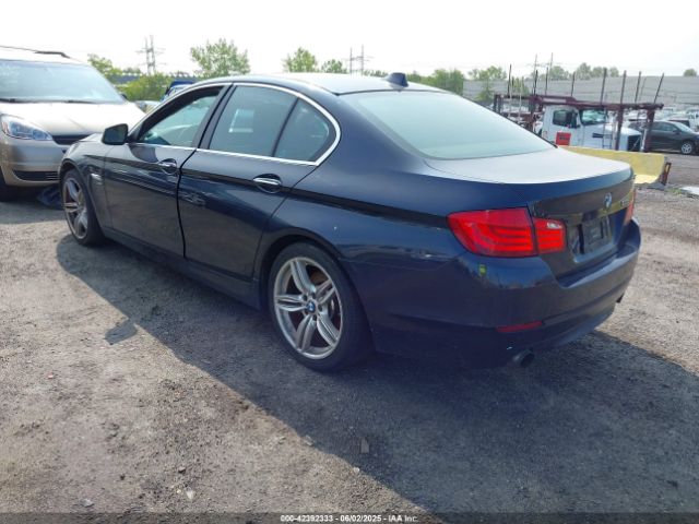 2011 BMW 535I WBAFU7C54BC875286 Photo 2