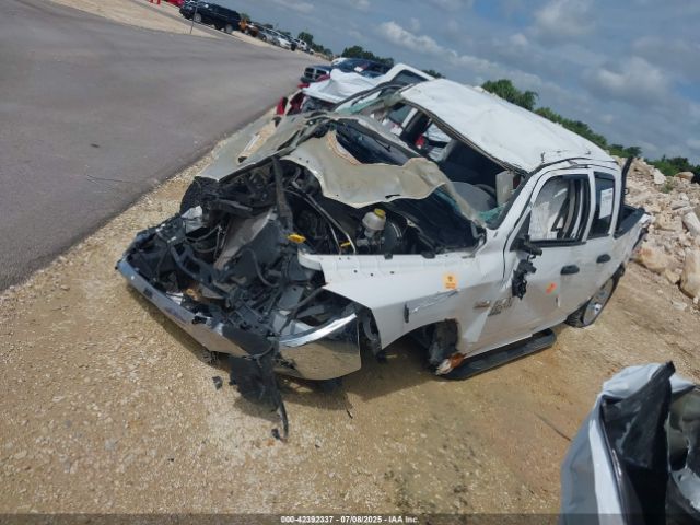 2019 RAM 1500 CLASSIC 1C6RR6FTXKS745452 Photo 1
