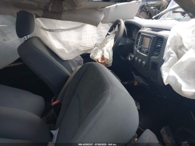 2019 RAM 1500 CLASSIC 1C6RR6FTXKS745452 Photo 4