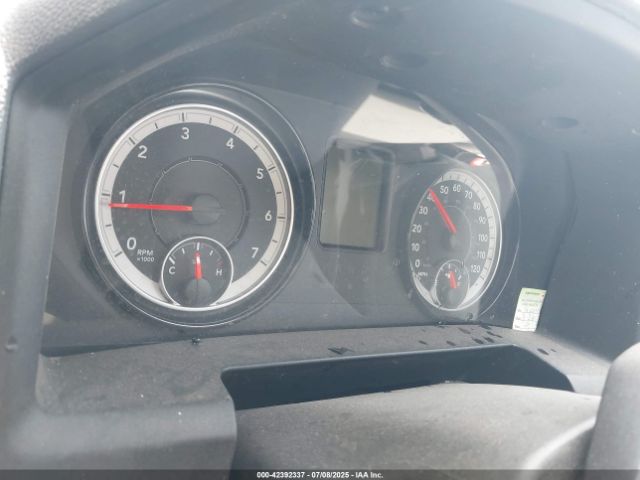 2019 RAM 1500 CLASSIC 1C6RR6FTXKS745452 Photo 6