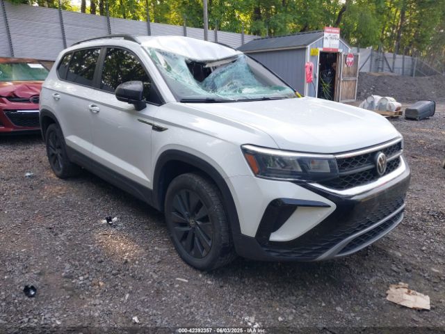 2022 VOLKSWAGEN TAOS 3VVMX7B21NM055390