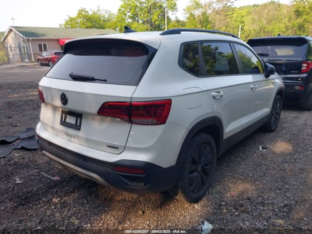 2022 VOLKSWAGEN TAOS 3VVMX7B21NM055390 Photo 3