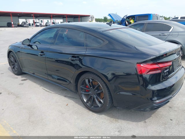 2022 AUDI A5 SPORTBACK WAUFACF54NA028037 Photo 2