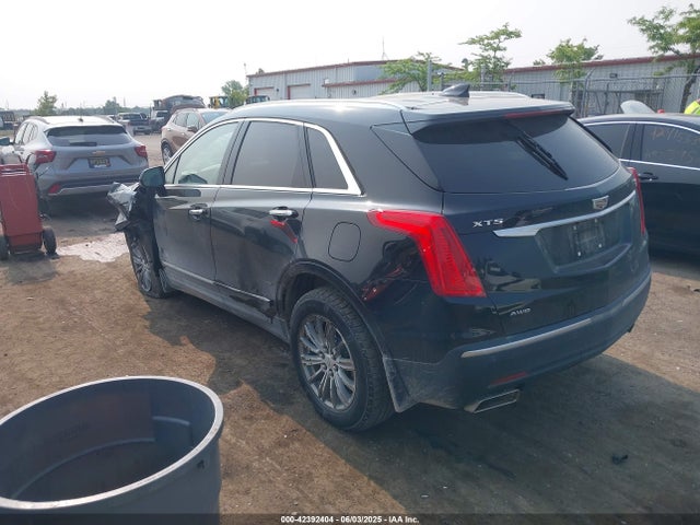 2018 CADILLAC XT5 1GYKNDRSXJZ247863 Photo 2