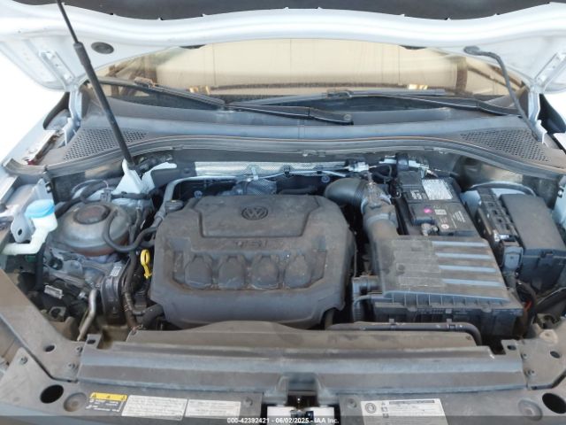 2018 VOLKSWAGEN TIGUAN 3VV2B7AX0JM197274 Photo 9