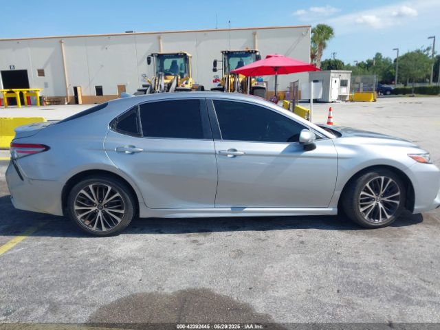4T1B11HK6KU741715 Toyota CAMRY SE