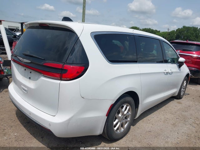 Chrysler Pacifica Touring L 2023 2C4RC1BG6PR550589 Image 4