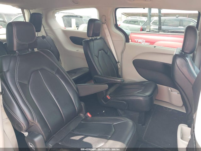 Chrysler Pacifica Touring L 2023 2C4RC1BG6PR550589 Image 8
