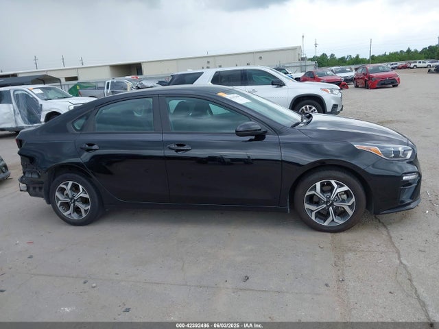 3KPF24AD8ME262763 KIA mpi nu