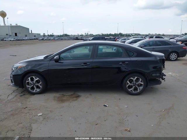 3KPF24AD8ME262763 KIA mpi nu