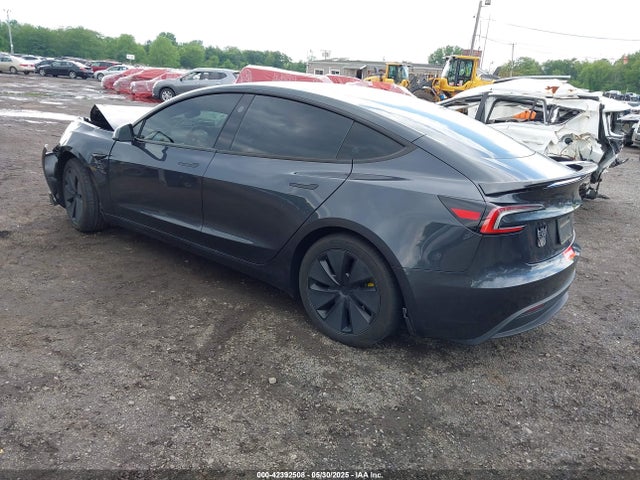 2024 TESLA MODEL 3 5YJ3E1EB3RF729817 Photo 2