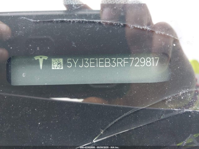 2024 TESLA MODEL 3 5YJ3E1EB3RF729817 Photo 8