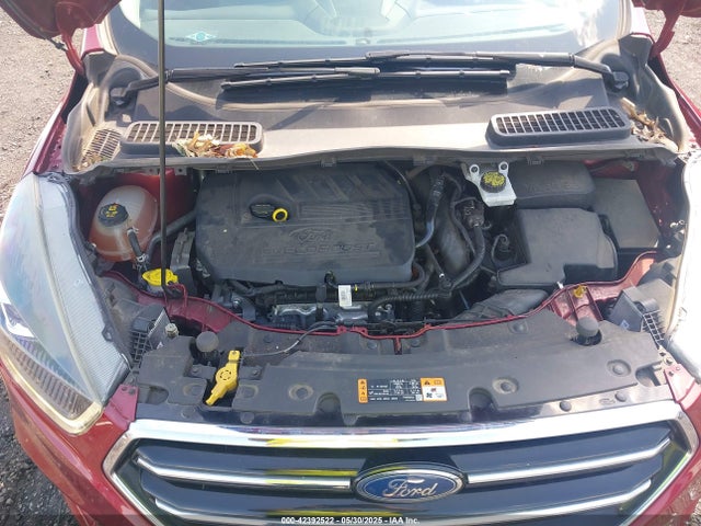 1FMCU9GD4HUA10240 Ford ESCAPE SE