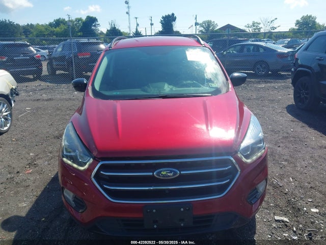 1FMCU9GD4HUA10240 Ford ESCAPE SE