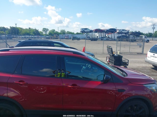 1FMCU9GD4HUA10240 Ford ESCAPE SE