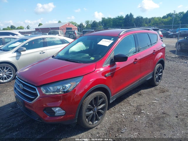 1FMCU9GD4HUA10240 Ford ESCAPE SE