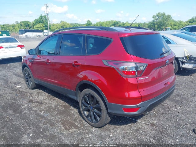 1FMCU9GD4HUA10240 Ford ESCAPE SE