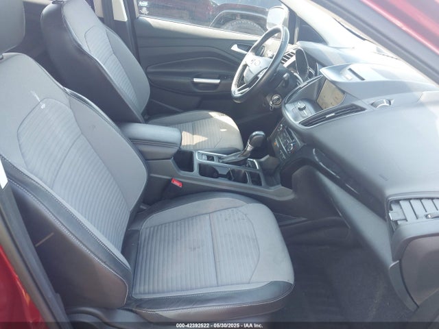 1FMCU9GD4HUA10240 Ford ESCAPE SE