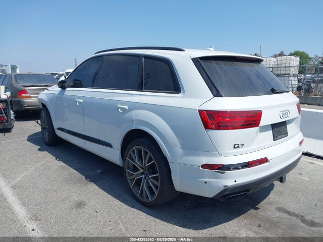 2019 AUDI Q7 WA1VAAF71KD004660 Photo 2