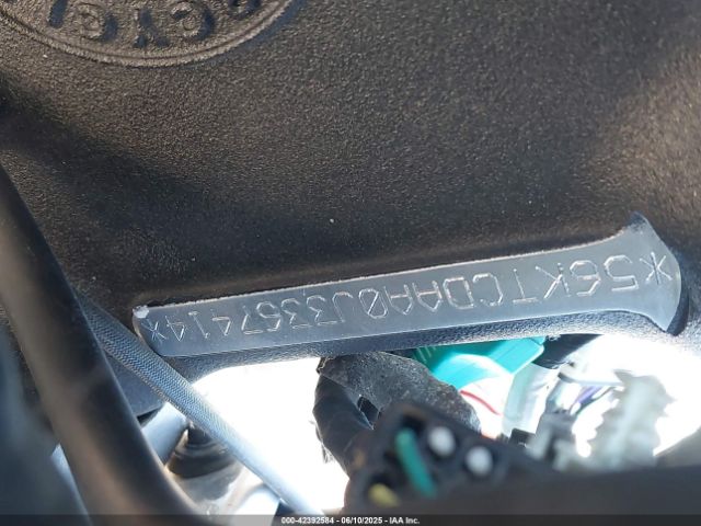 2018 INDIAN MOTORCYCLE CO. CHIEFTAIN 56KTCDAA0J3367414 Photo 9