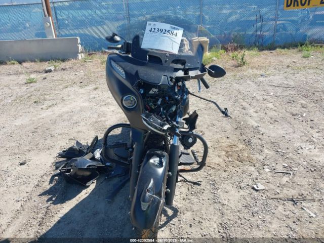 2018 INDIAN MOTORCYCLE CO. CHIEFTAIN 56KTCDAA0J3367414 Photo 4