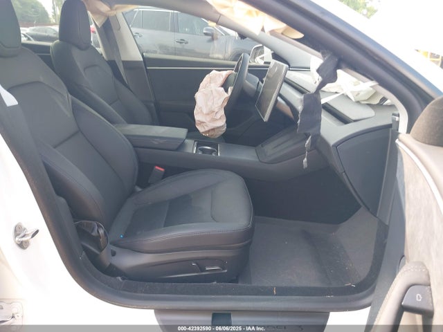 Tesla MODEL 3 2025 5YJ3E1EB5SF894032 Image 5