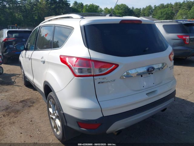 1FMCU9J94EUA01800 Ford Escape Titanium