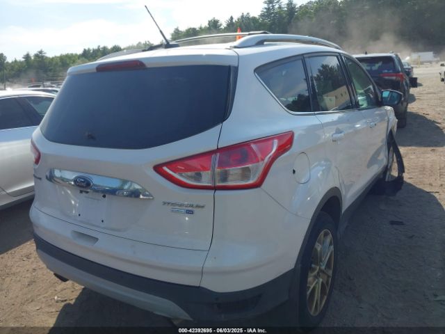 1FMCU9J94EUA01800 Ford Escape Titanium