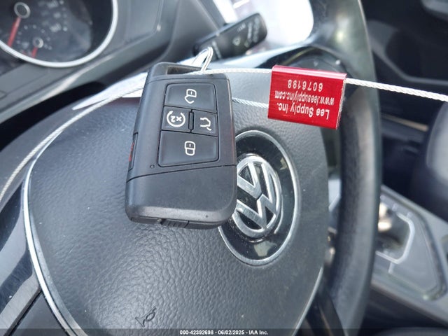 3VV3B7AX5JM091021 Volkswagen 2018