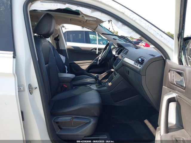 3VV3B7AX5JM091021 Volkswagen 2018