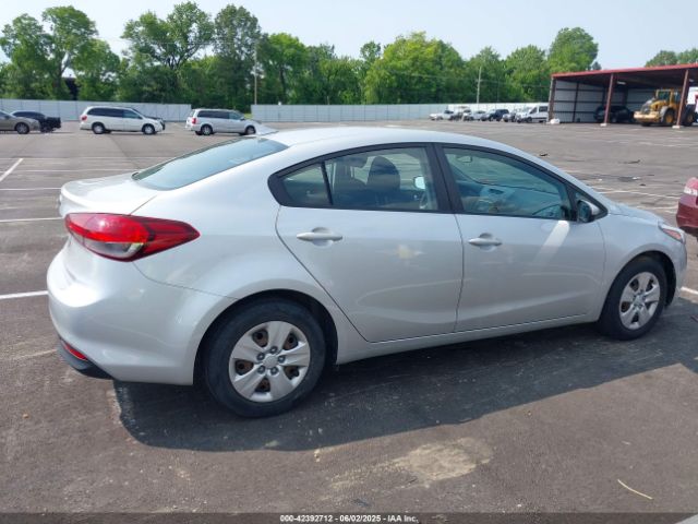 3KPFK4A75JE191544 KIA FORTE LX