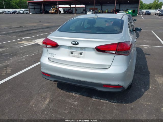 3KPFK4A75JE191544 KIA FORTE LX