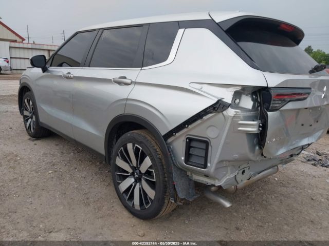 JA4J3VA81SZ015726 Mitsubishi Outlander Se 2.5 2wd